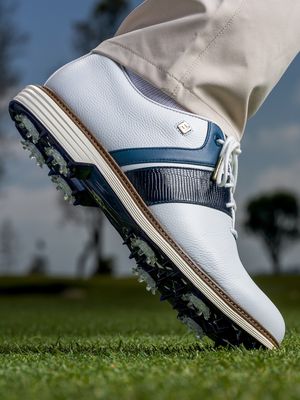 Image post by @footjoy on Instagram
