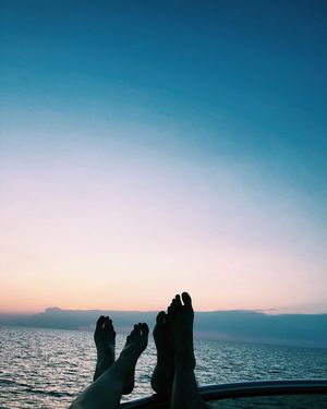 Image post by @carlabenavent17 on Instagram
