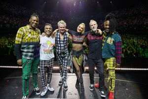 Image post by @nodoubt on Instagram