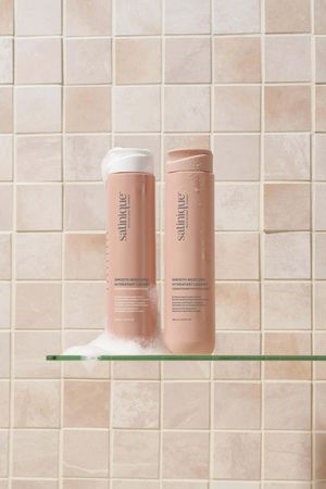 Image post by @amway on Instagram