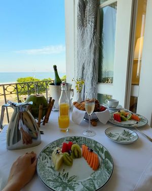 Image post by @belmond on Instagram