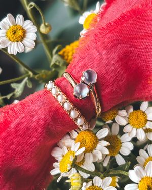Image post by @maejeanvintage on Instagram