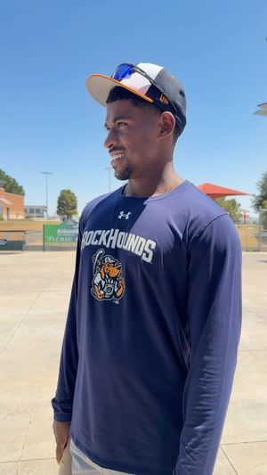 Video post by @midlandrockhounds on Instagram