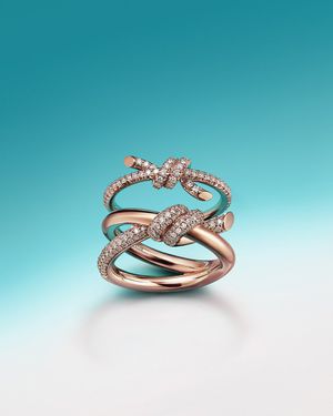 Image post by @TiffanyAndCo on Twitter