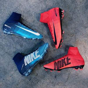 Image post by @soccerdotcom on Instagram