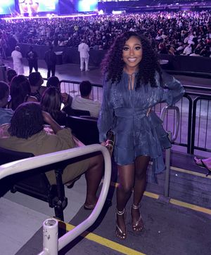 Image post by @iamdestinyadams on Instagram