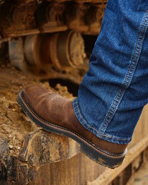 Image post by @justinboots_ on Instagram