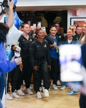 Image post by @uclagymnastics on Instagram