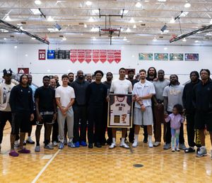 Image post by @HoustonRockets on Twitter