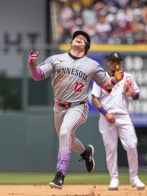 Image post by @aybaybader on Instagram