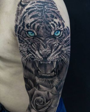 Image post by @sanguinoart on Instagram