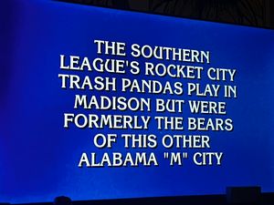 Image post by @trashpandas on Twitter