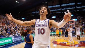 Image post by @NaismithTrophy on Twitter