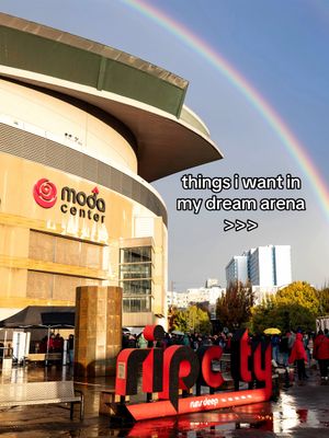 Video post by @moda_center on TikTok