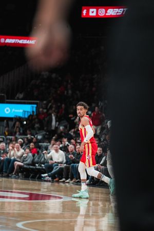 Image post by @TheTraeYoung on Twitter