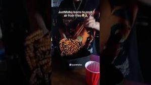 Video post by @justmaikolive on YouTube
