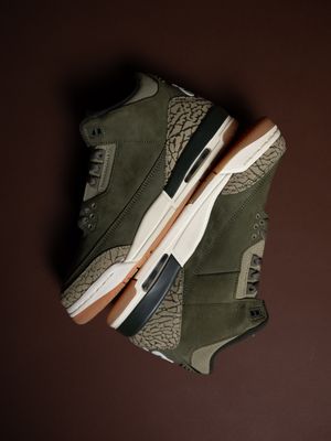 Image post by @solefly on Instagram
