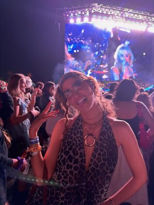 Image post by @haleyybaylee on Instagram