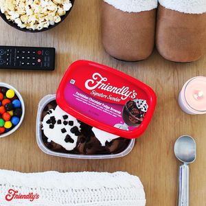 Image post by @friendlys on Instagram