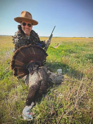 Image post by @drakewhitestomp on Instagram