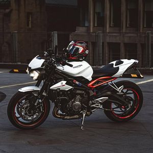 Image post by @wolfridesbikesWRB on Facebook