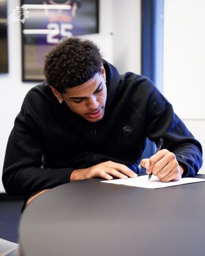 Image post by @suns on Instagram