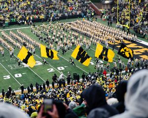 Image post by @hawkeyefootball on Instagram