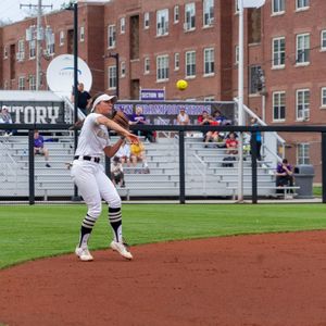 Image post by @oakland_softball on Instagram