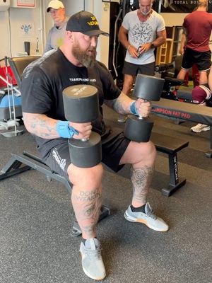 Image post by @roguefitness on Instagram