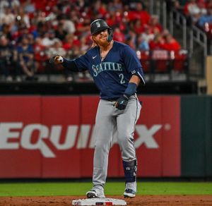 Image post by @redturn2 on Instagram