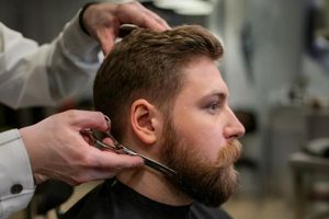 Image post by @floyds99barbershop on Instagram