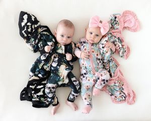 Image post by @poshpeanut on Instagram