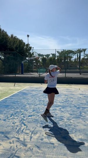 Image post by @polina_maneshina_tennis on Instagram