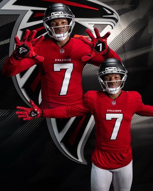 Image post by @falconsfits on Instagram