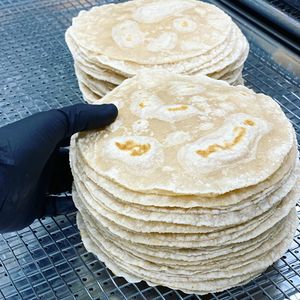 Image post by @eatcoyotas on Instagram