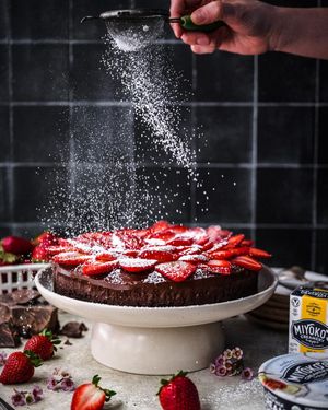 Image post by @crowded_kitchen on Instagram