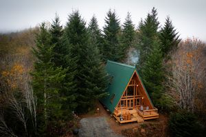 Image post by @theoregonian on Instagram
