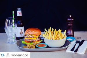 Image post by @lovestrangelove on Instagram
