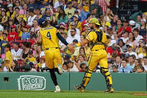 Image post by @http.nieceyy on Instagram