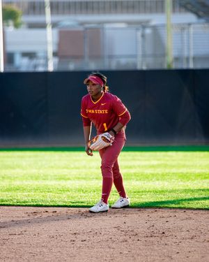 Image post by @iowastatesoftball on Instagram