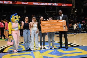 Image post by @chicagosky on Twitter