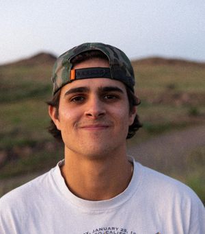 Image post by @drewhfarmer on Instagram