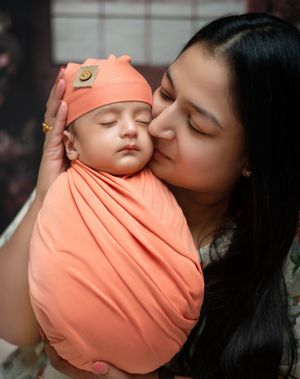 Image post by @newbornbabyphotographystudio on Instagram