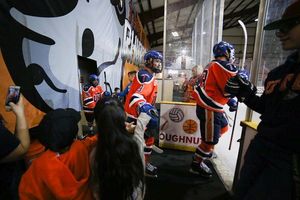 Image post by @utephockeyclub on Instagram