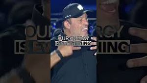 Video post by @tonyrobbinslive on YouTube