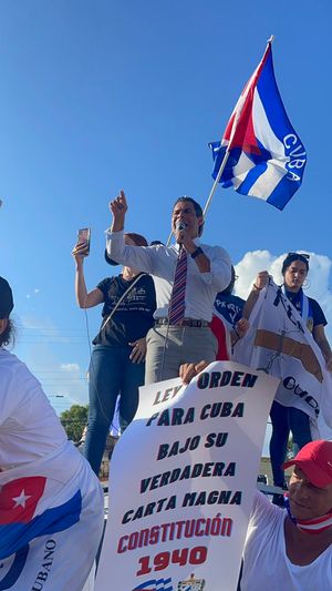 Image post by @FrancisSuarez on Twitter