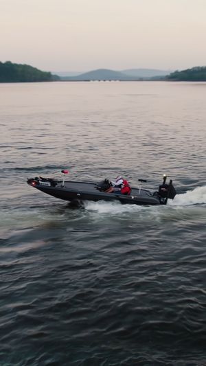 Video post by @IkonBoats on Facebook