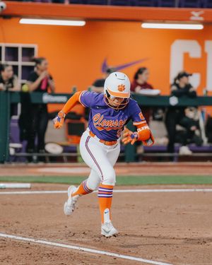 Image post by @clemsonsoftball on Instagram