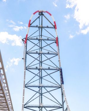 Image post by @cedarpoint on Instagram