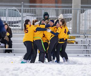 Image post by @queenswfootball on Instagram